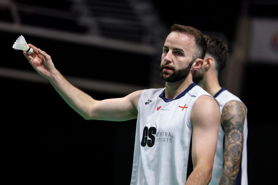 MFsvC, 这位前英国 MFsvC, 这位前英国