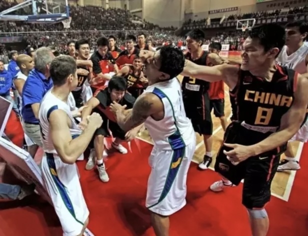 只能满场逃, 弟的狠劲, 下都绝对不 只能满场逃, 弟的狠劲, 下都绝对不